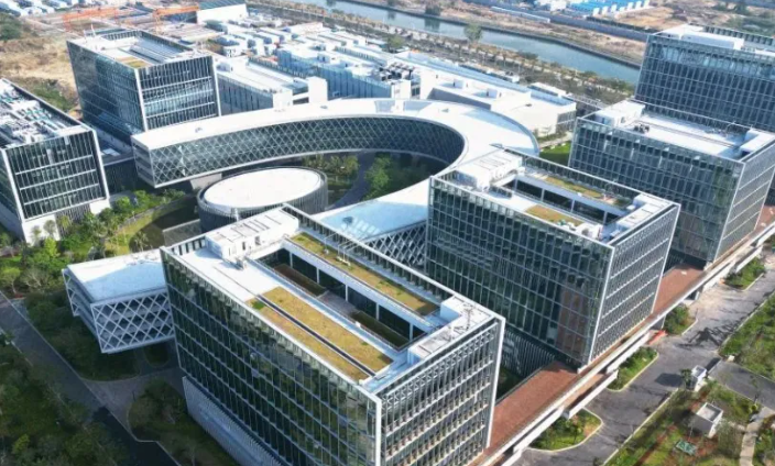 企业小程序开发中前后端分离架构的技术选型与性能优化实践